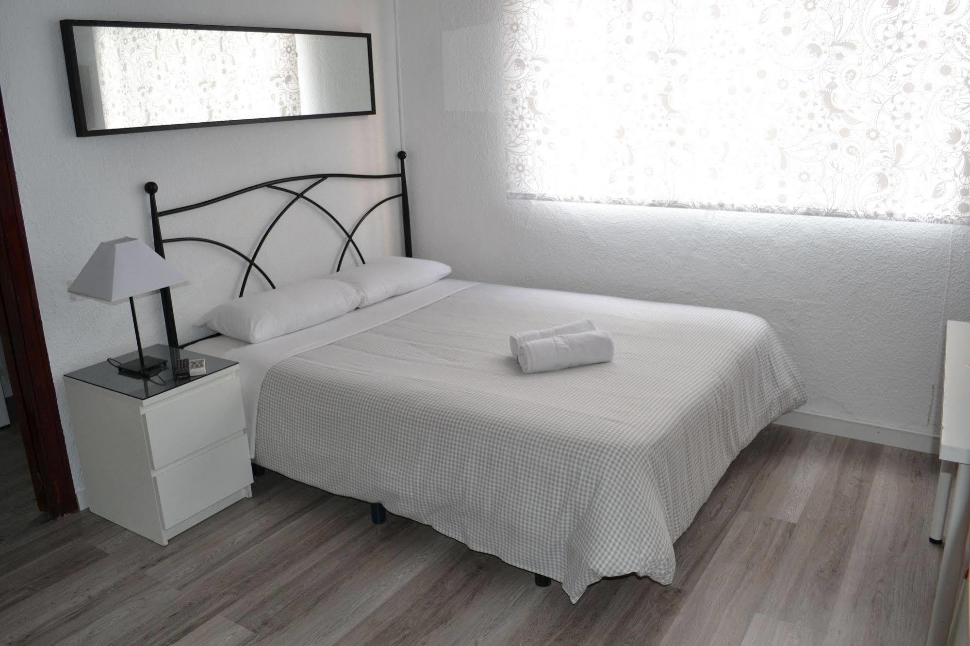 Apartamentos Argüelles Madrid Eksteriør bilde